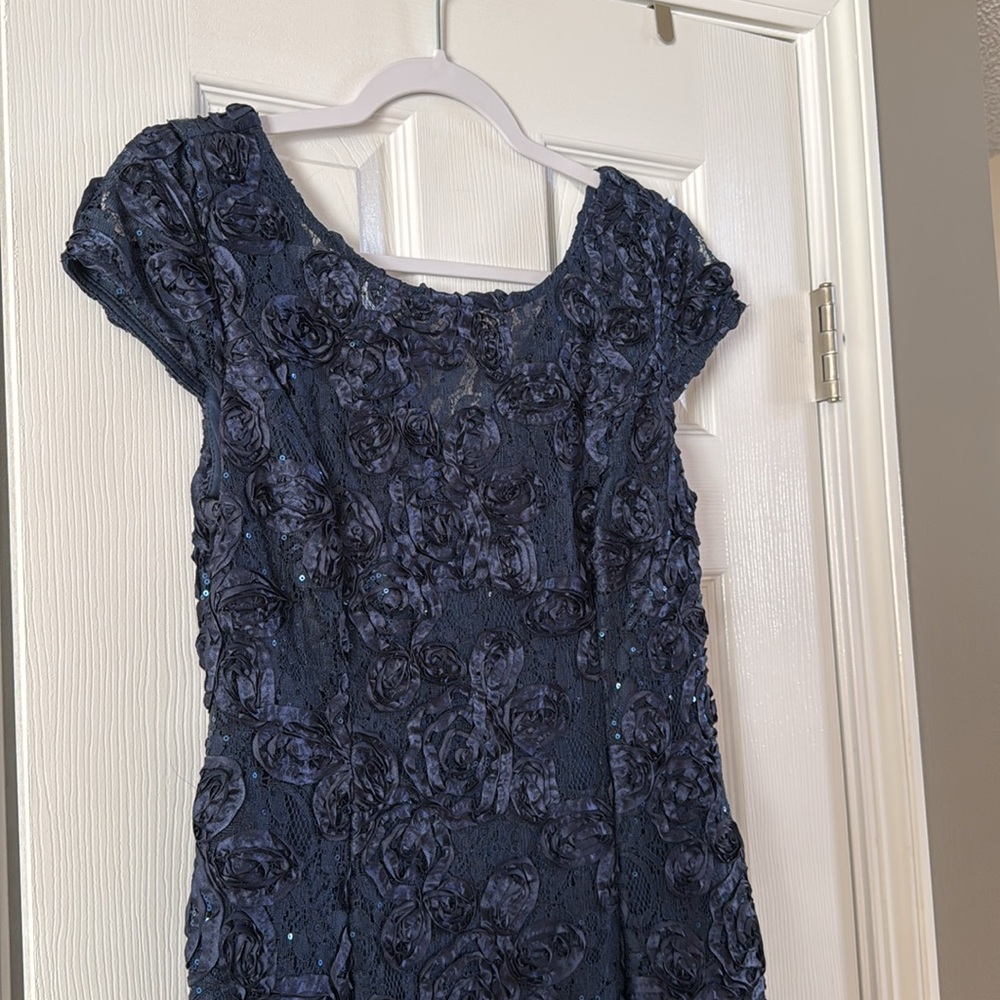 Alex Evenings Navy Gown - Size 10P - Picture 10 of 16